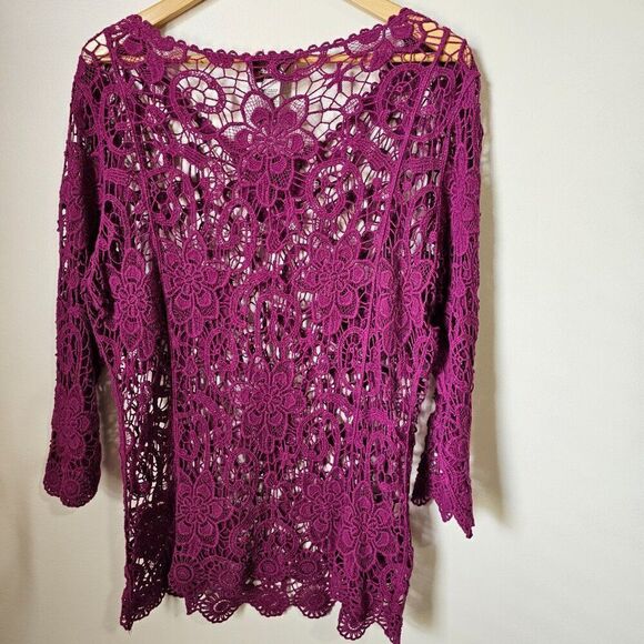 EUC LIKE NEW LE MODA APPLIQUE LACE BOATNECK CROCHET TOP SIZE LARGE - Picture 8 of 12